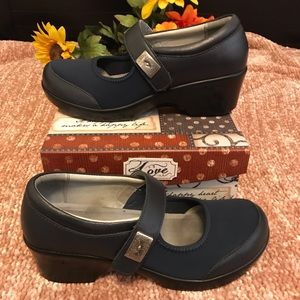 🌺Alegria Slate Mary Jane Shoes🌺